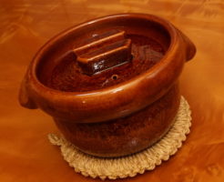 雲井窯の中川一辺陶の飴釉御飯鍋